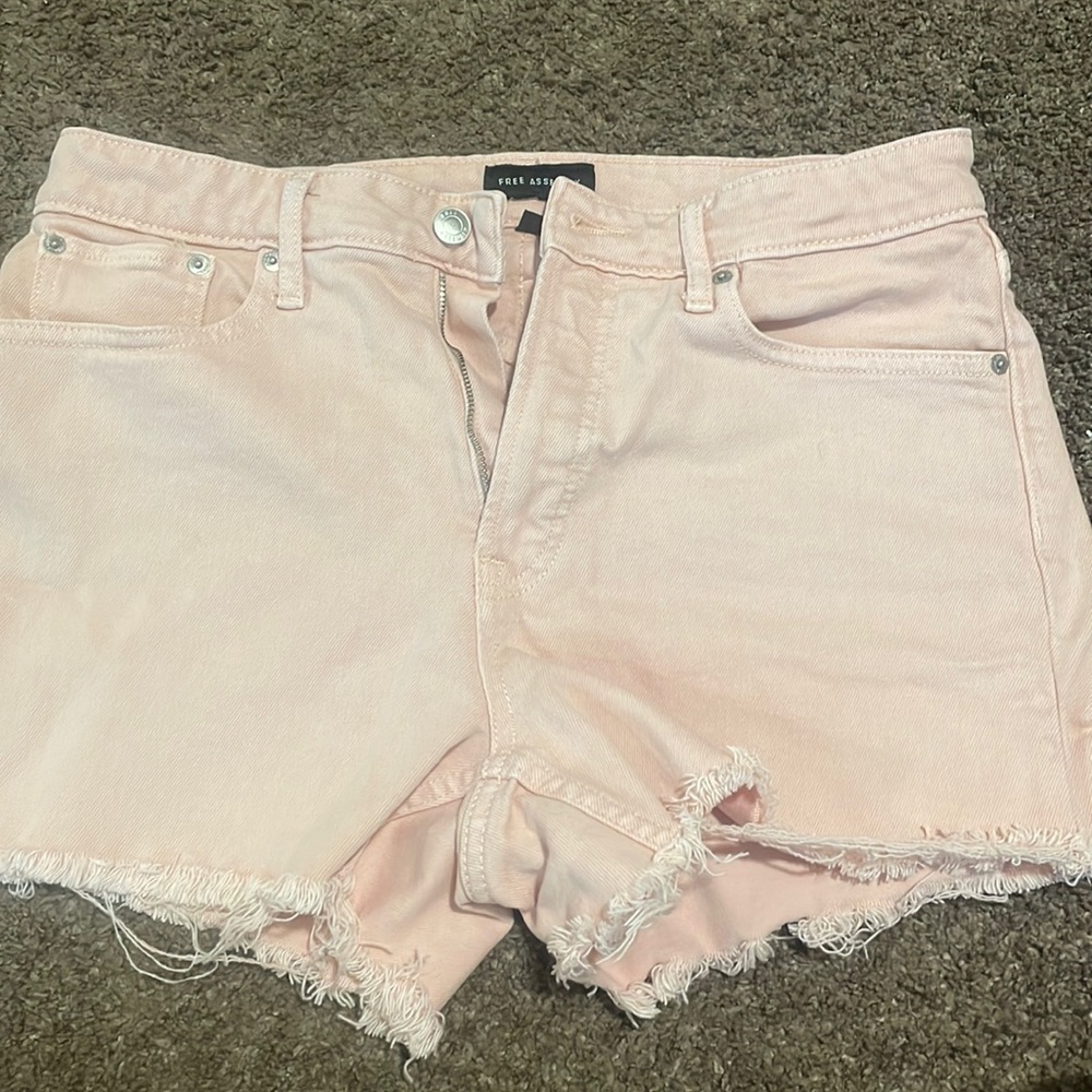 Free Assembly Womens shorts. Size 8.
